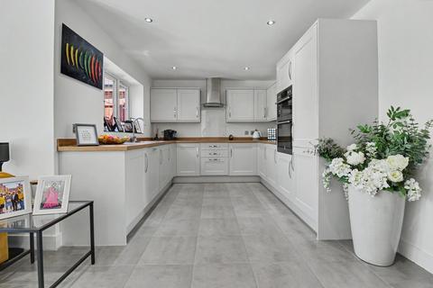 4 bedroom detached house for sale, Glebe Court, Eastleigh SO50