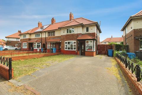 3 bedroom end of terrace house for sale, Ellerburn Avenue, Hull