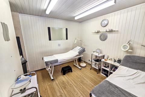 1 bedroom end of terrace house for sale, Salon, 104 Worcester Street, Brynmawr, Ebbw Vale, Gwent, NP23 4EY