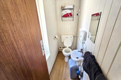 1 bedroom end of terrace house for sale, Salon, 104 Worcester Street, Brynmawr, Ebbw Vale, Gwent, NP23 4EY