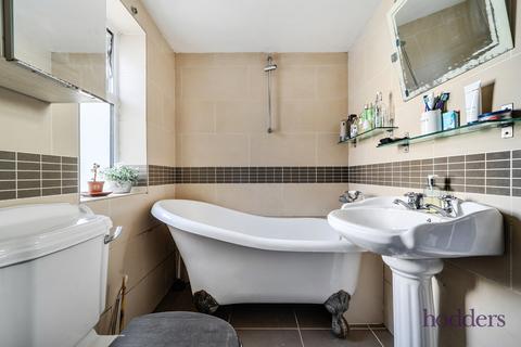 2 bedroom bungalow for sale, Bramley Close, Chertsey, Surrey, KT16