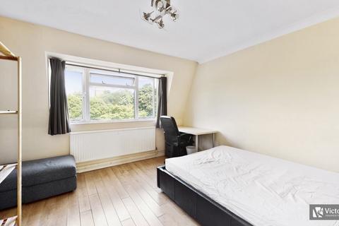 undefined, Grand Walk, Solebay Street, London, Greater London, E1 4PJ