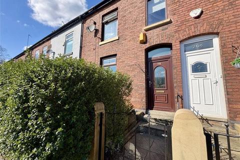 3 bedroom terraced house to rent, Manchester Old Road, Middleton,