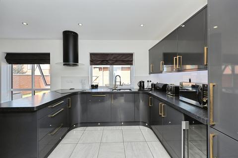 3 bedroom detached house for sale, Goodson Road, Norwich