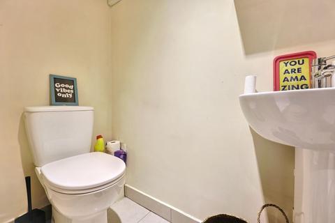 undefined, Flat 11, Rosswyn House High Street, Ross-On-Wye, Herefordshire, HR9 5BZ