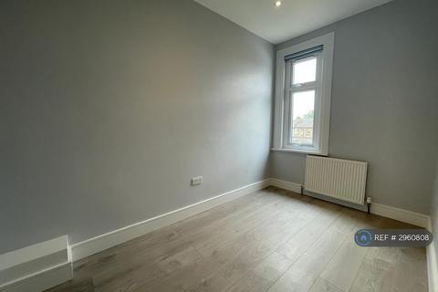 1 bedroom flat to rent, Selborne Road, Ilford, IG1