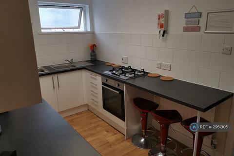 4 bedroom maisonette to rent, Mount Pleasant Road, Southampton, SO14
