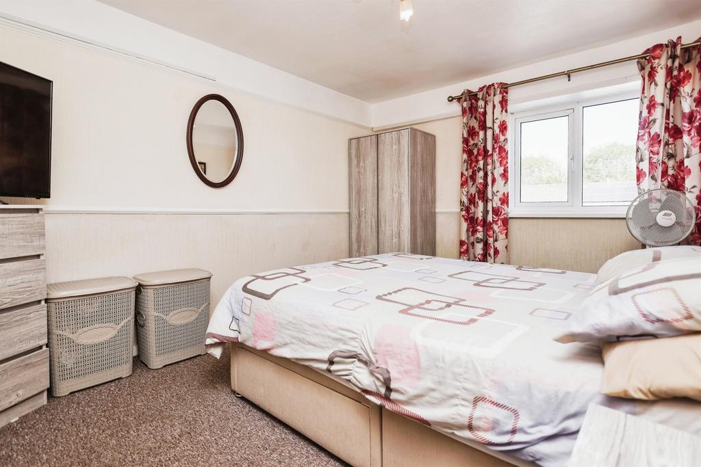 House in Birmingham, West Midlands - View 4