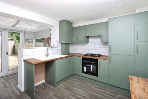 2 bedroom semi-detached house for sale, Oakworth Close, Halfway, Sheffield, S20