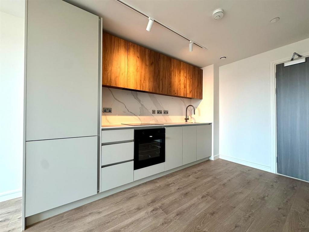215 Bradford Street, Birmingham B12 – pohled 2