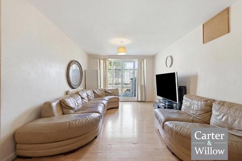 2 bedroom apartment for sale, Castle House, Dagenham, Essex