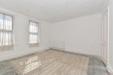 2 bedroom terraced house for sale, Frampton Road, Hythe CT21