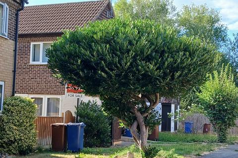 2 bedroom end of terrace house for sale, Hydrangea Walk, Banbury