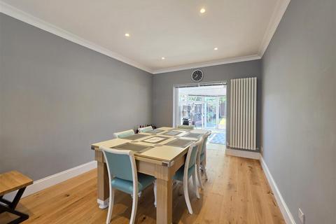2 bedroom terraced house for sale, Rowlands Road, Dagenham