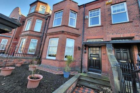 3 bedroom terraced house to rent, Stanhope Road, South Shields