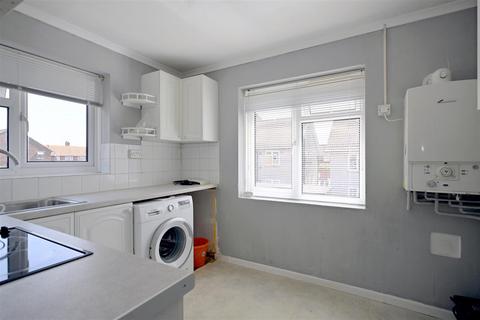 1 bedroom flat for sale, Port Road, Hampden Park, Eastbourne