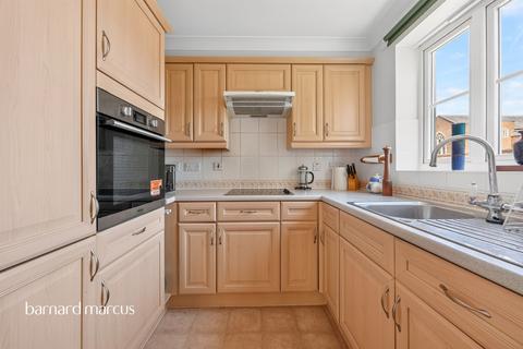 2 bedroom flat for sale, Bingham Road, Croydon