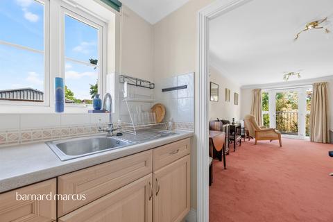 2 bedroom flat for sale, Bingham Road, Croydon