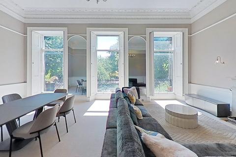 1 bedroom flat to rent, St Bernards Crescent, Edinburgh, EH4