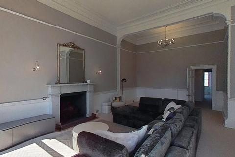 1 bedroom flat to rent, St Bernards Crescent, Edinburgh, EH4