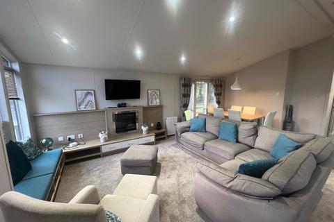 3 bedroom serviced apartment to rent, Pinehurst Golf View, Lilliardsedge Holid, Jedburgh, TD8