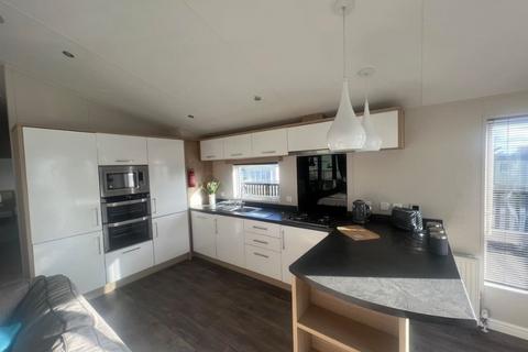 3 bedroom serviced apartment to rent, Pinehurst Golf View, Lilliardsedge Holid, Jedburgh, TD8