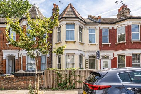 1 bedroom flat for sale, Woodside Gardens, London