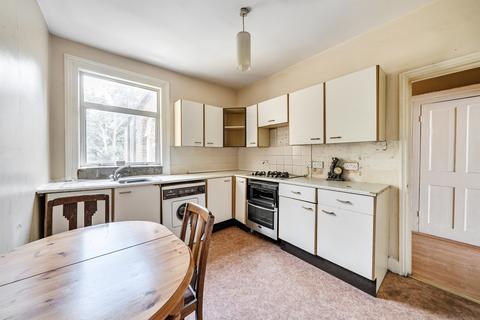 1 bedroom flat for sale, Woodside Gardens, London