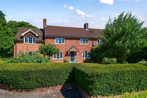 4 bedroom semi-detached house for sale, Whetstone Road, Hampshire GU14