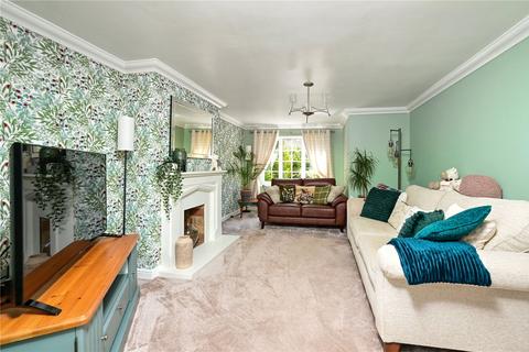 4 bedroom semi-detached house for sale, Whetstone Road, Hampshire GU14