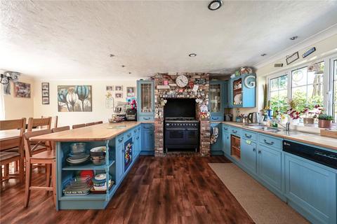4 bedroom semi-detached house for sale, Whetstone Road, Hampshire GU14