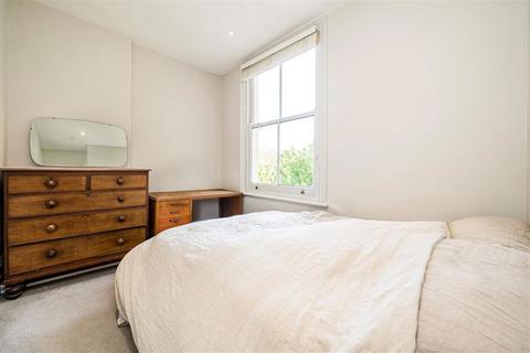 2 bedroom flat to rent, Pepys Road, London SE14