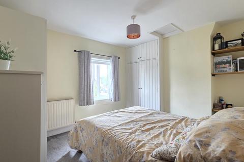 2 bedroom cottage for sale, Banbury Road, Southam, CV47