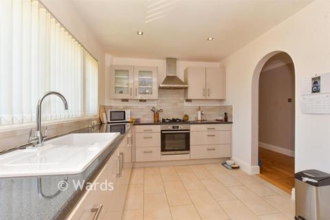 2 bedroom detached bungalow for sale, Throwley Drive, Herne Bay CT6