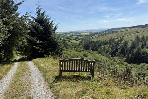 3 bedroom property with land for sale, Rhydcymerau