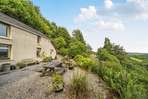 3 bedroom property with land for sale, Rhydcymerau
