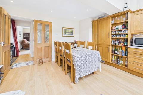3 bedroom semi-detached house for sale, Milton Road, Walton-On-Thames