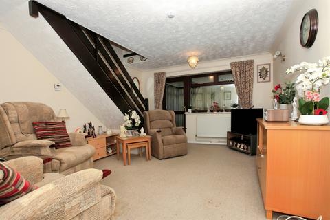 2 bedroom semi-detached house for sale, Fletton Fields, Peterborough