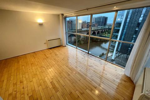 1 bedroom flat for sale, The Mill, Southall Street, Salford M5 4JH