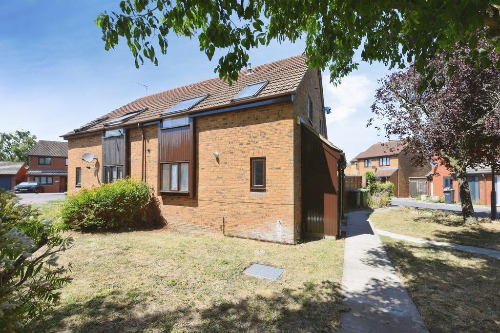 Detached house exterior