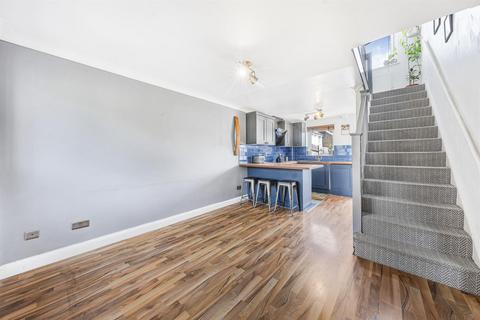 2 bedroom end of terrace house for sale, Westminster Gardens, London E4