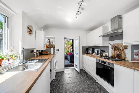 3 bedroom terraced house for sale, Channel View Road, Portland