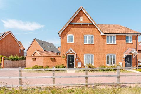 3 bedroom semi-detached house for sale, Irwin Way, Bury St. Edmunds IP32
