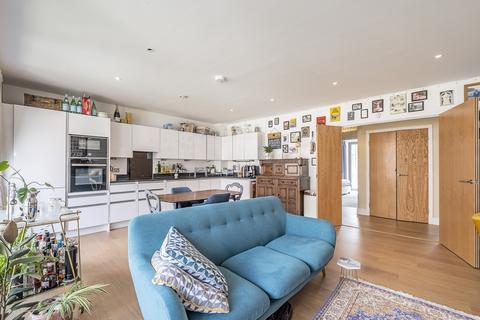 2 bedroom apartment to rent, Kilburn Park Road Maida Vale NW6