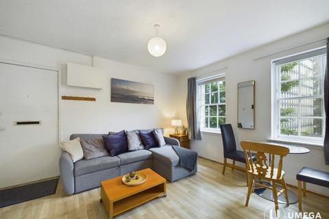1 bedroom apartment to rent, Websters Land, Grassmarket, Edinburgh, EH1