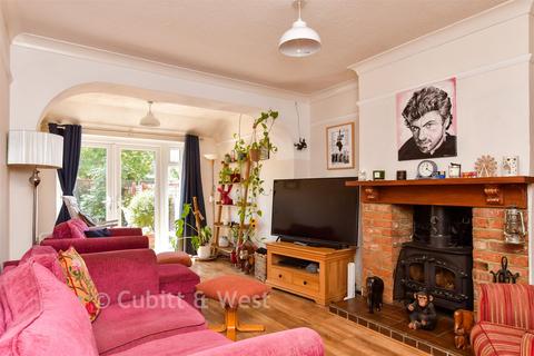 4 bedroom semi-detached house for sale, Worthing Road, Rustington BN16