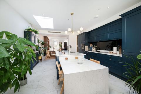 3 bedroom terraced house to rent, Ordnance Hill, London, NW8