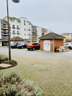 2 bedroom flat for sale, Chantry Close, London SE2
