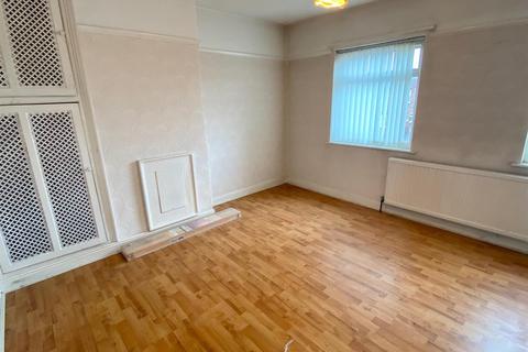 2 bedroom semi-detached house for sale, Sunny Bank Road, Mirfield