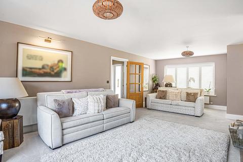 4 bedroom detached house for sale, Overbury Road, Hereford HR1